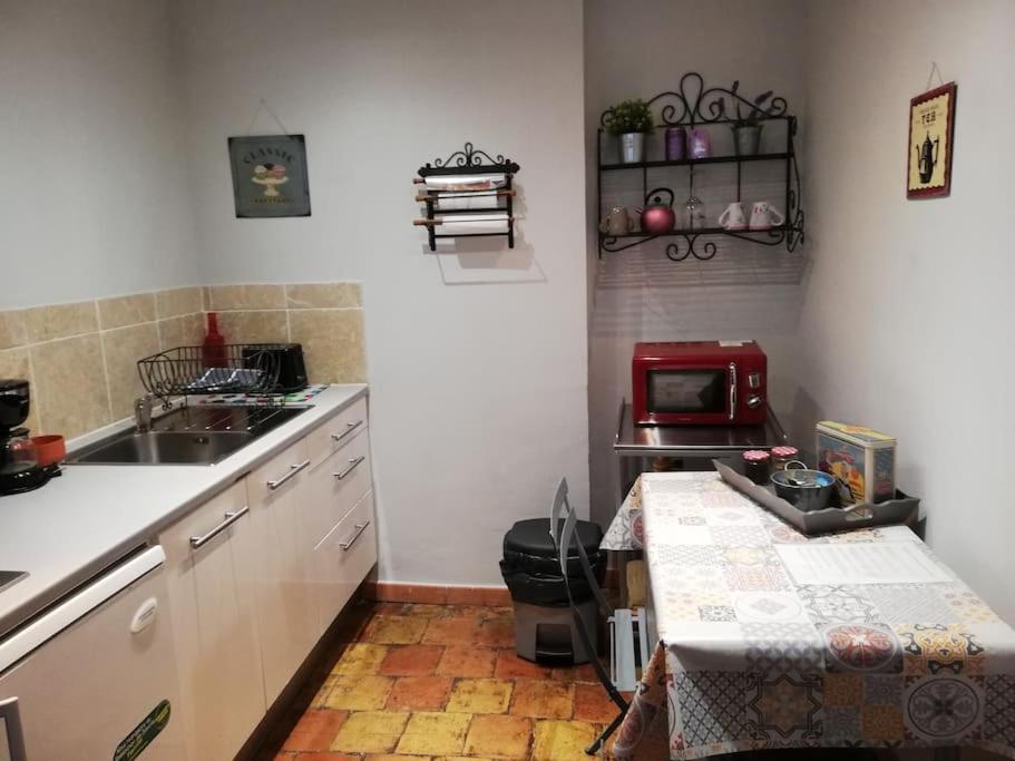 Appartement Ensoleillé, Typique Centre Historique, Wifi Aix-en-Provence