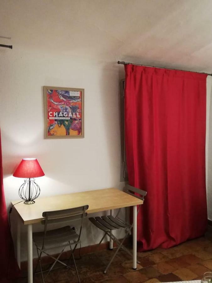 Ensoleille, Typique Centre Historique, Wifi Apartment Aix-en-Provence