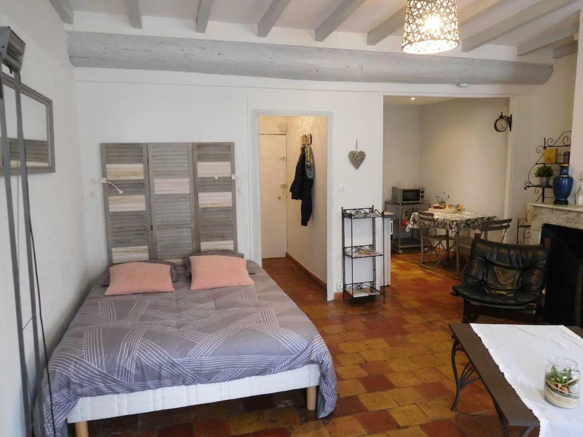 Apartment Ensoleille, Typique Centre Historique, Wifi