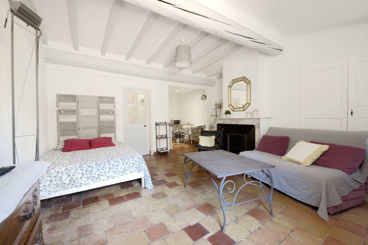 Apartment Ensoleille, Typique Centre Historique, Wifi