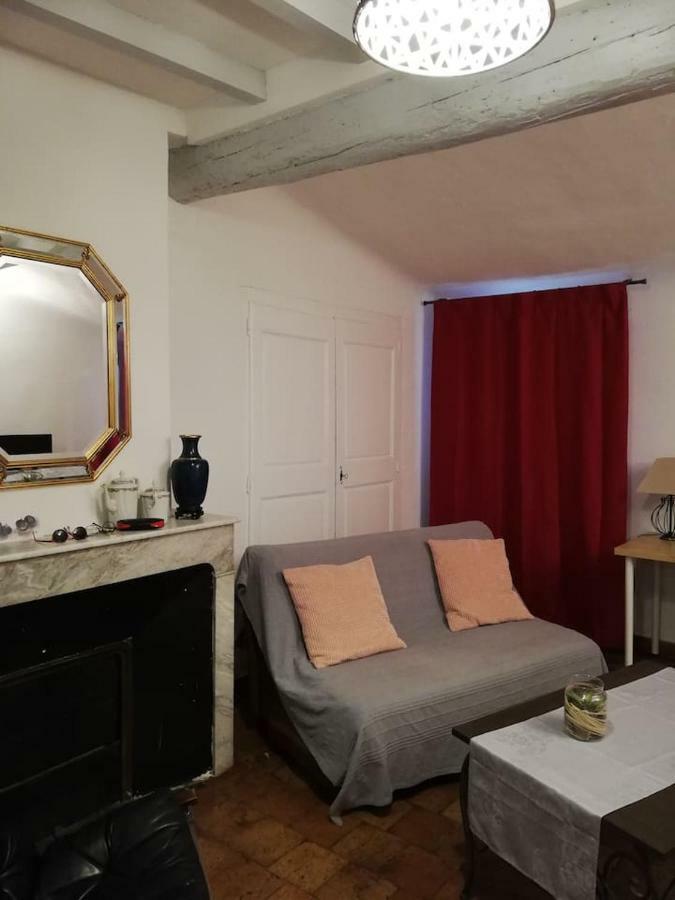 Ensoleille, Typique Centre Historique, Wifi Apartment *